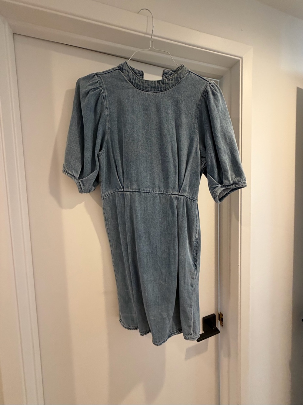 Vero Moda Light Blue Denim Puff-Sleeve Mini Dress